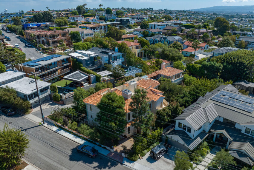 64411thStreetAerial_Oct2-3